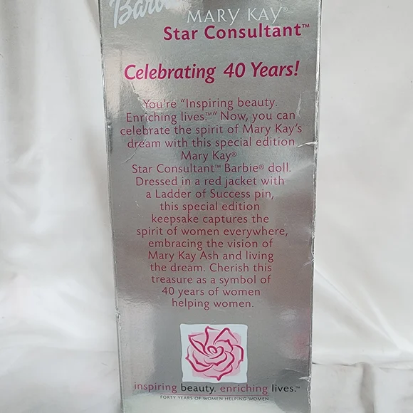 Barbie Mary Kay Star Consultant Doll - Picture 3 of 3